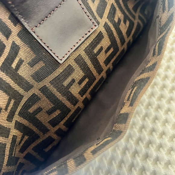 Fendi Zucca Baguette - Picture 12 of 16